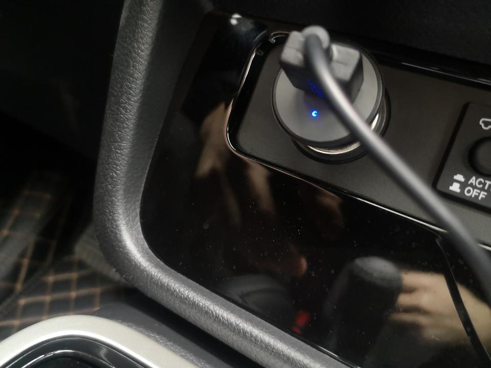 19款欧蓝德2.4的 遥控锁车喇叭不叫你们车也是这样吗？能不能装一个自动锁车 就是钥匙离车远了或者忘记锁车 自动锁