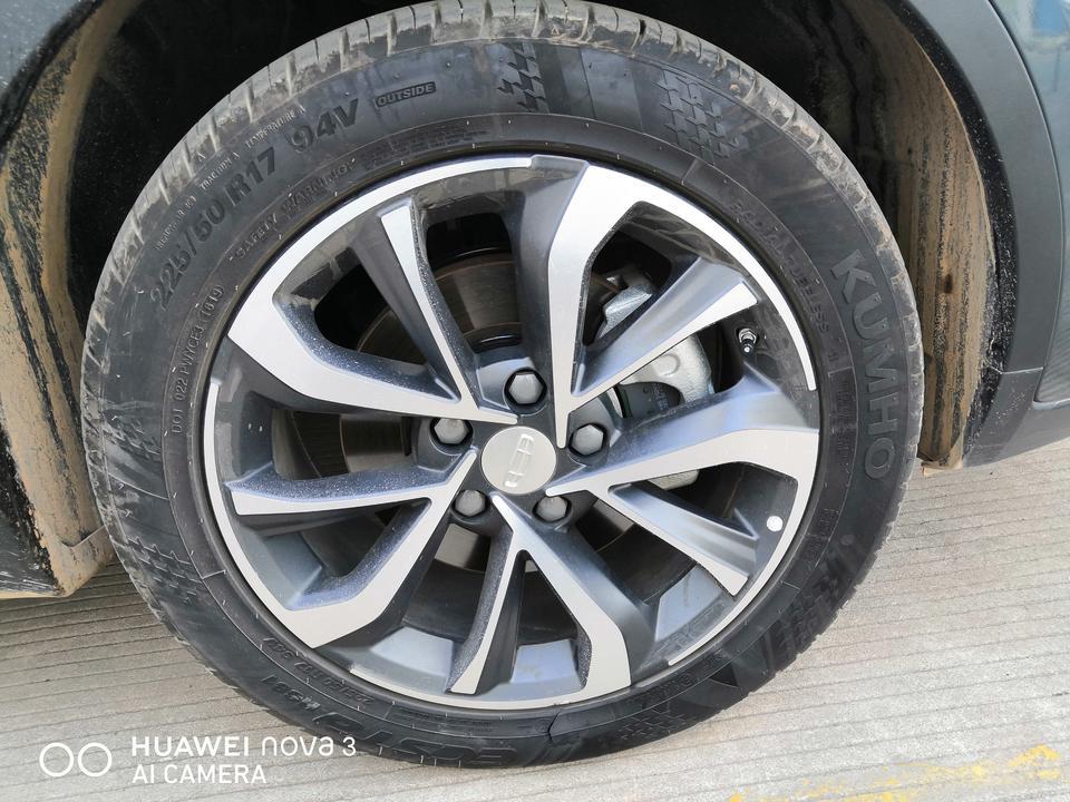 吉利帝豪GS2019 cvt 雅版用的轮胎是锦湖轮胎吗，看百度上说的是佳通的求大神告知