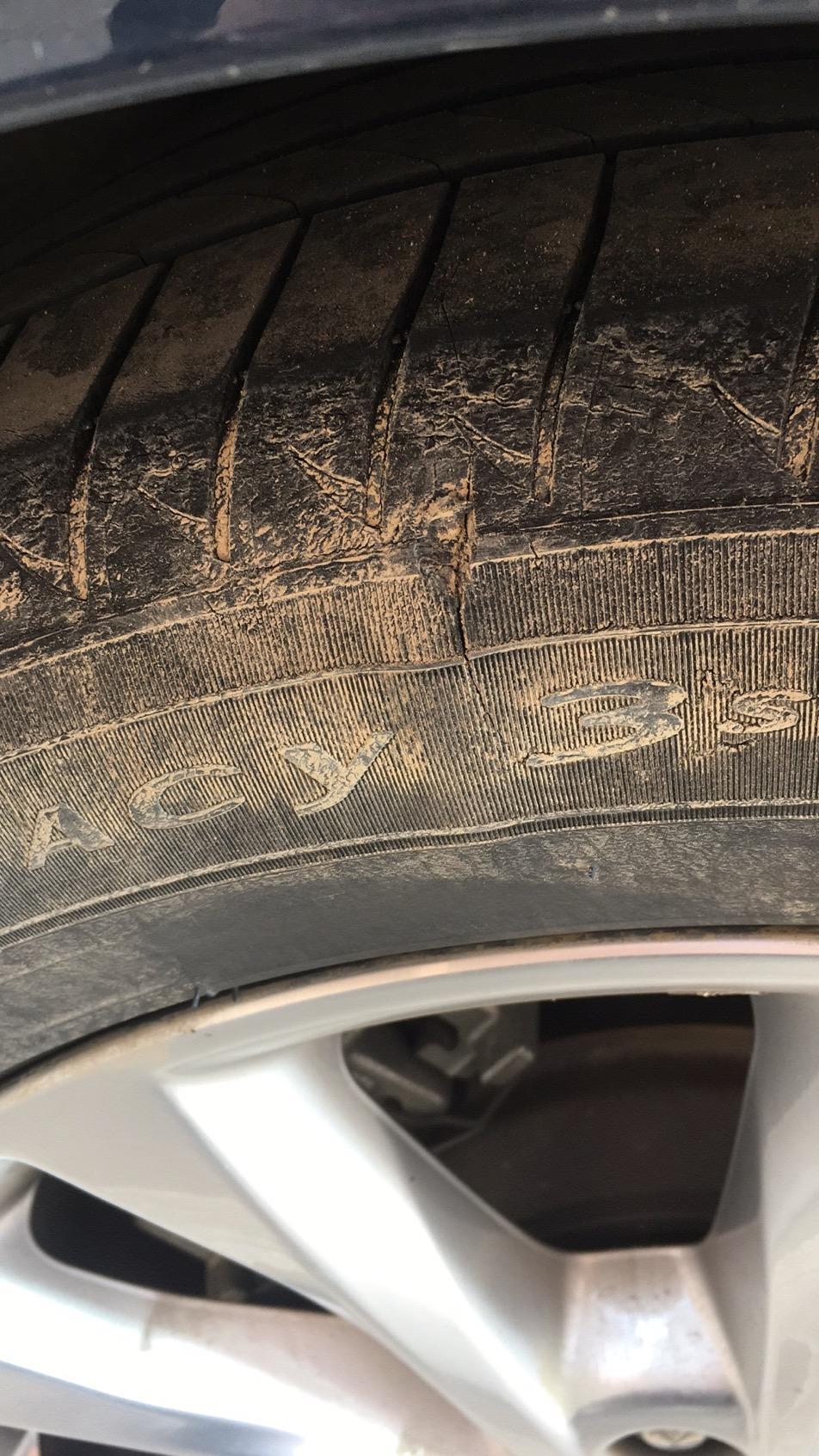 蒙迪欧收一条235/50/17的原厂拆车轮胎有没有车友有闲置的