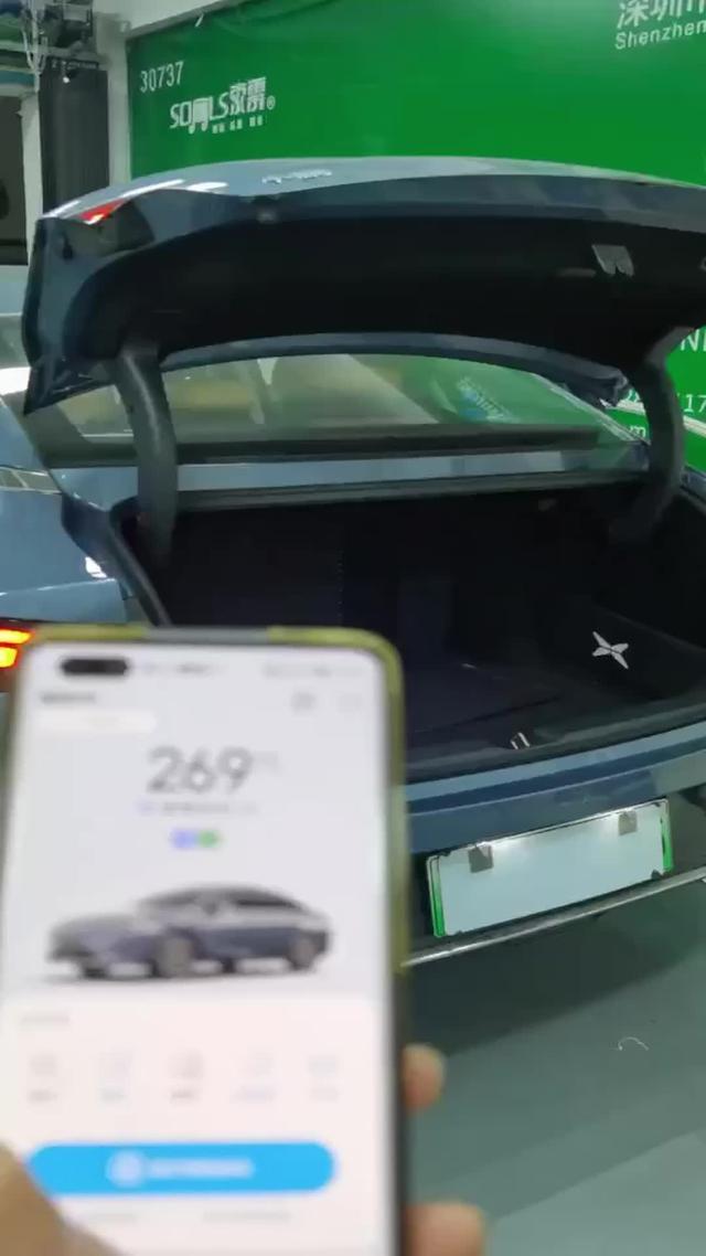 小鹏汽车p5 p5小鹏app完美控制，智能汽车怎么能手动开关后备箱！！！