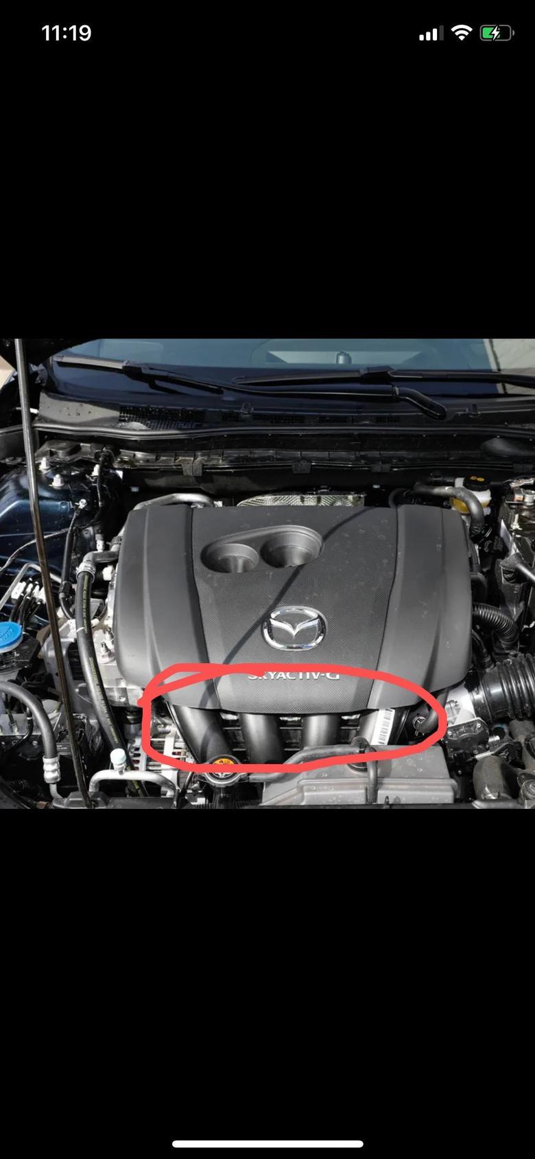 阿特兹 请问各位车友注意到发动机进气管和发动机之间有一大块黑色泡沫（图片红圈进气管下面垫着黑色泡沫）。