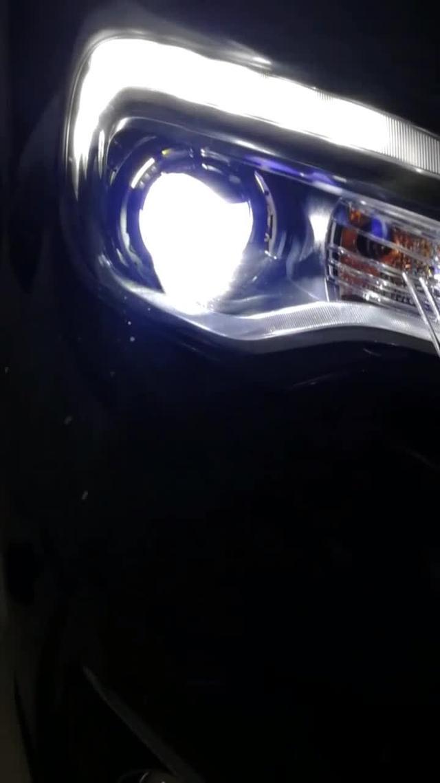 昂科威前大灯升级LED双光透镜，秒起无延迟
