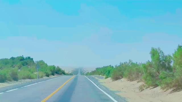 长安uni k-体验塔克拉玛干沙漠公路