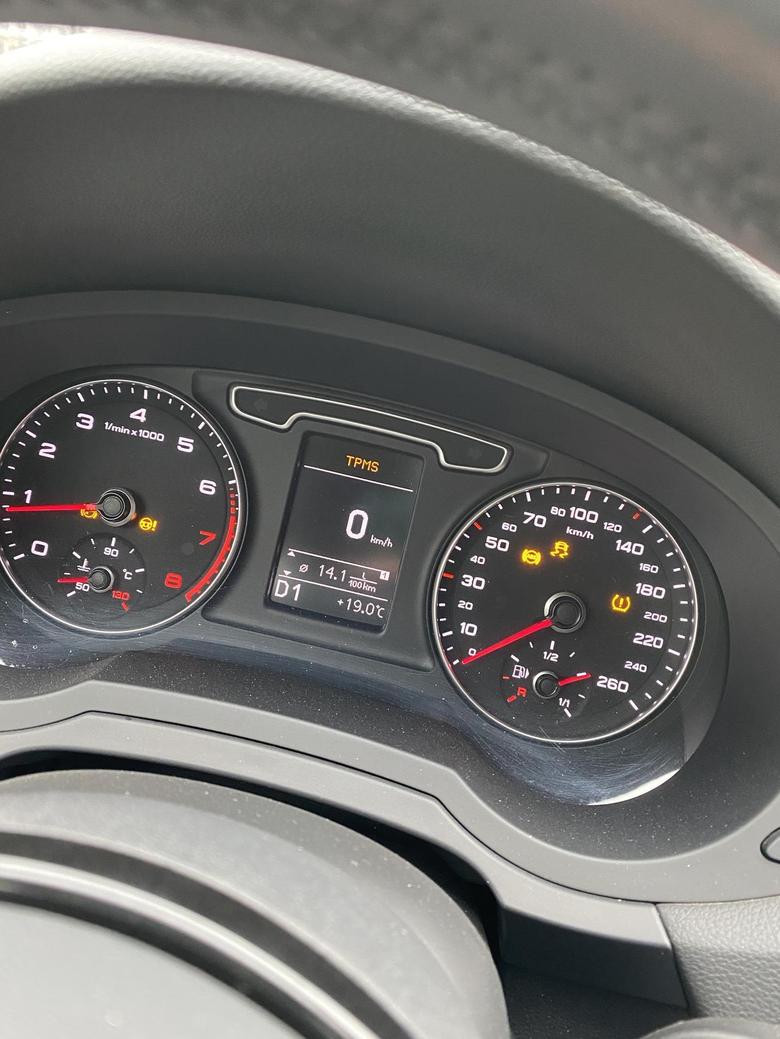 奥迪q3 胎压ABS自动启停灯亮，维修传感器花费多少一个？
