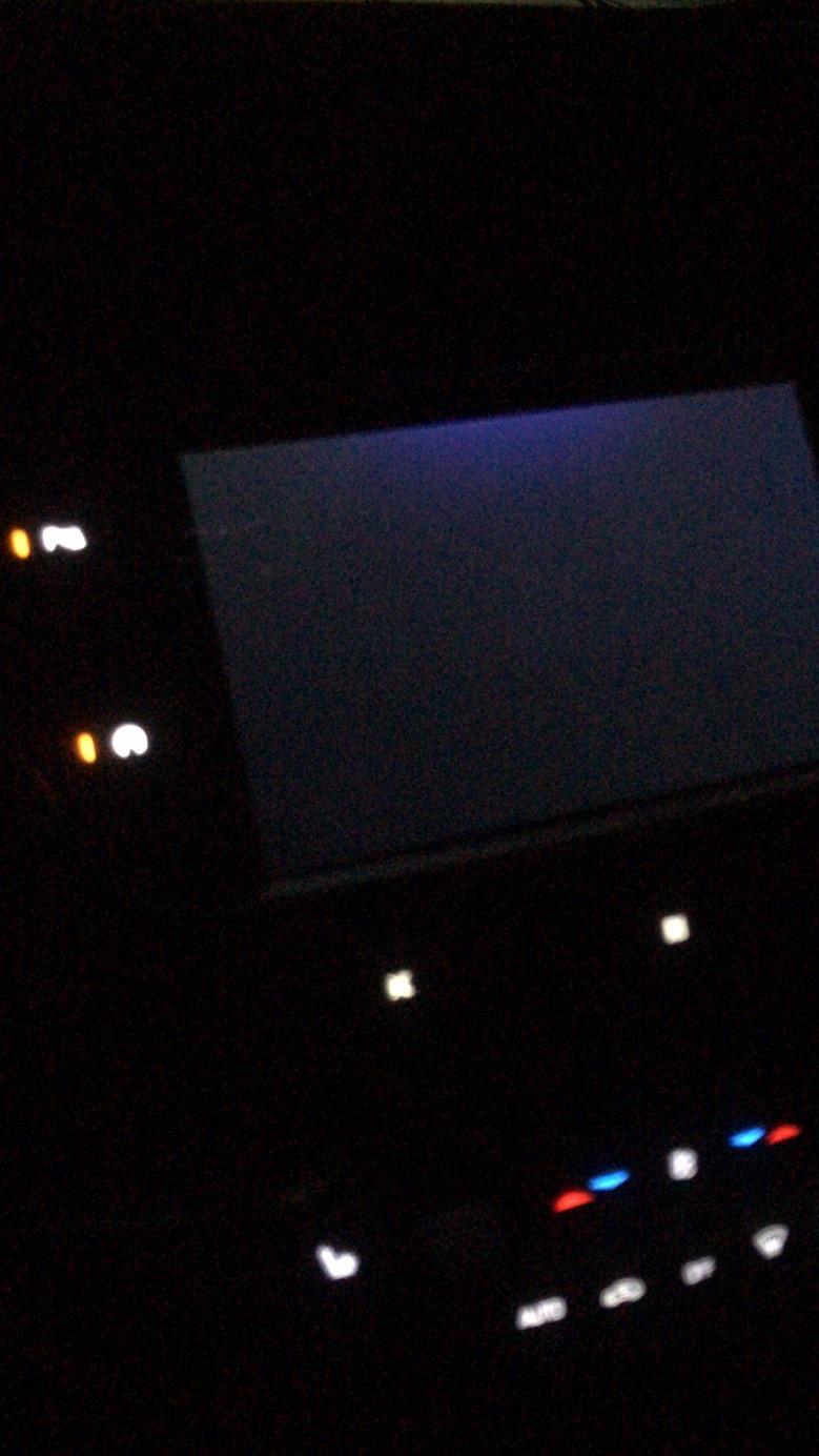 凯迪拉克xt5 2020二豪改款XT5点击carplay进入显示黑屏点home键选择其他功能是正常的熄火重新着火还是这样有朋友遇到过吗怎么解决的呀