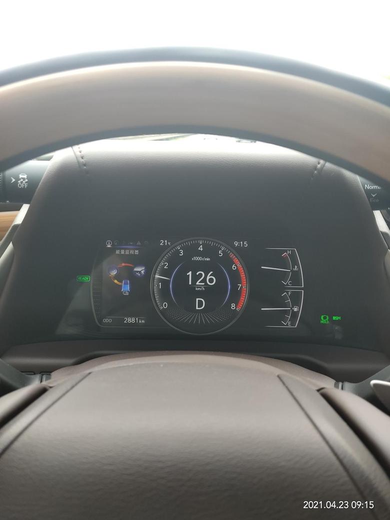 雷克萨斯es 提车一个月，才发现126km/h才1500转，高速噪音很小，就希望电池能长久，不为省油，只为省事和体验