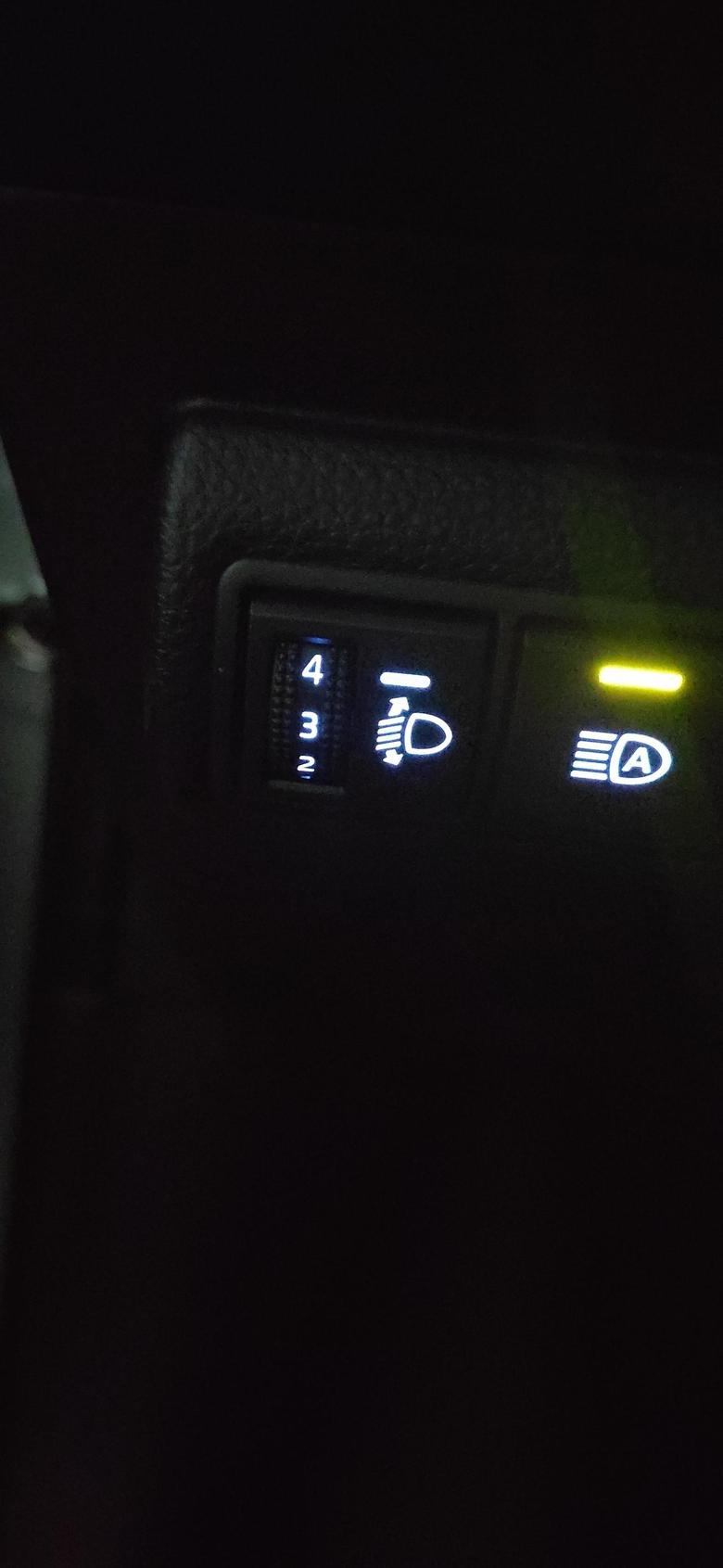 各位老司机，雷凌21燃油运动款图中左边的旋钮是调节什么的，一般调节到哪个位置