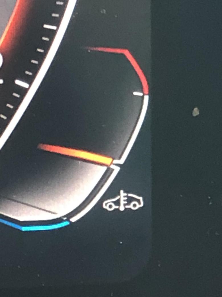 宝马x3 右下角的图标是什么意思？是不是车内温度高的意思？有大神吗？