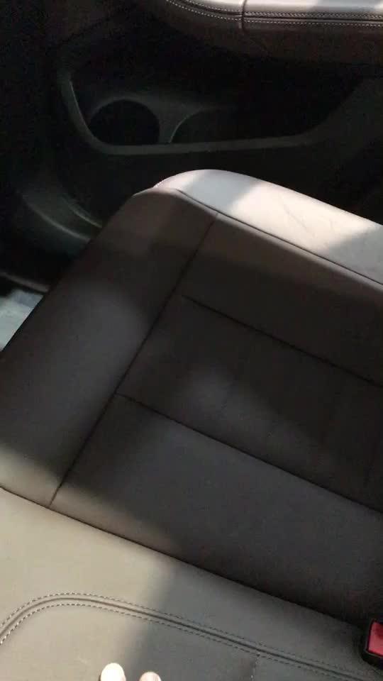 宝马X3的后排座椅舒服吗？