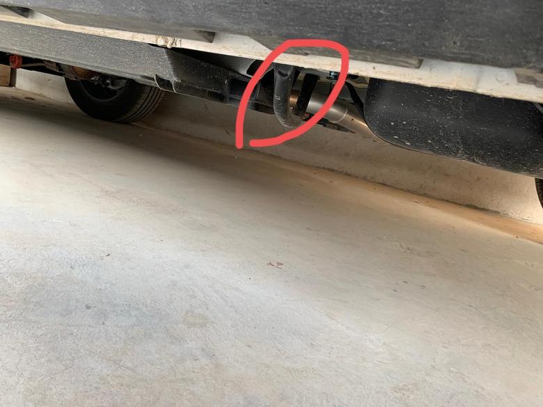 哈弗大狗 底盘上这个钢管是什么？总是担心车底要是有东西，容易刮到。