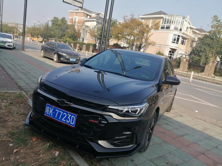 科鲁泽 买来一个多月第一次洗车，美美的拍张照。顺便问一哈杭州哪里有改装轮毂的地方？