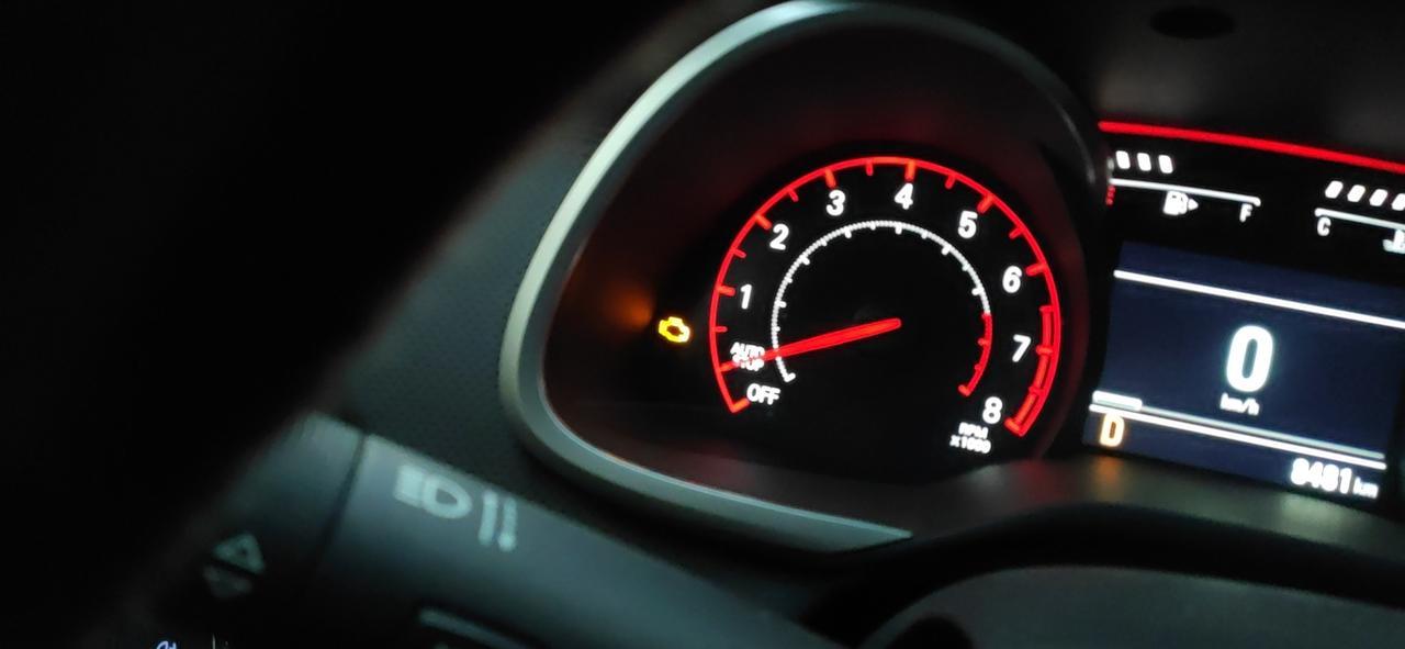 2019款科鲁泽RS，7900公里做二次保养，八千多公里发动机故障灯亮。