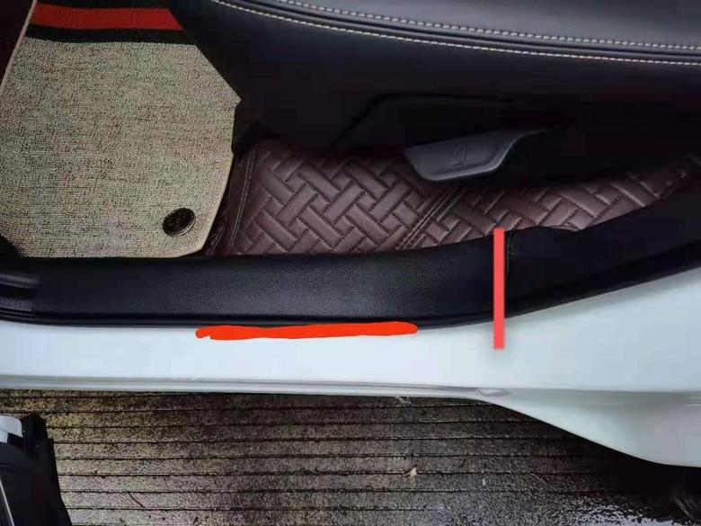瑞虎8今天装脚垫把这个搞烂了，扣不上了，有哪位车友知道这个哪里有卖。