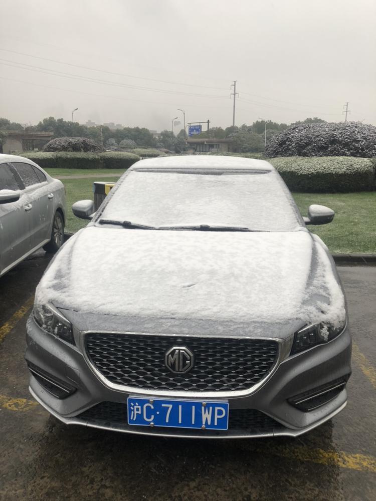 名爵6 2018，车，雪，景，完美演绎。