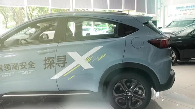 本田xr v 新款XRV这个颜色真的非常运动，比奕泽好看太多了。