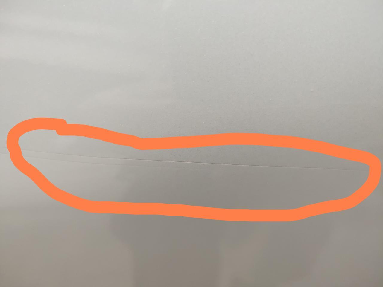 本田xr v 这种划痕有必要处理吗？比如抛光啥的，自己弄掉划痕蜡没啥效果，应该是被树枝或者啥尖锐的东西划的，很细的划痕？