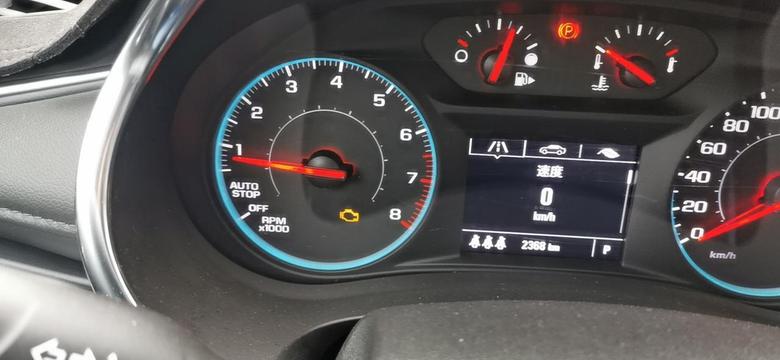 21款迈锐宝XL1.5T的行驶了2400公里发动机故障灯亮黄灯是怎么回事，有遇到相同问题的吗，怎么解决的？