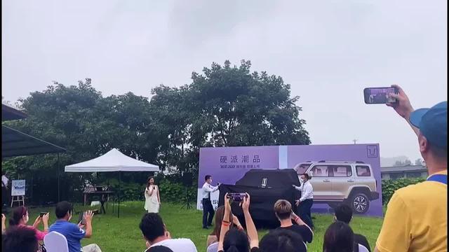 7月24日预定了一辆城市版117347，感谢今天受邀在杭州皋亭山帐篷谷参加坦克300城市版车友活动。