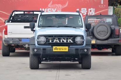 上海车展临近，关于坦克300的新车标市场上充满了消极的声音，长城官方也收到了多封投诉信，随着讨论的深入，关于车前logo的4种原始方案被揭秘！