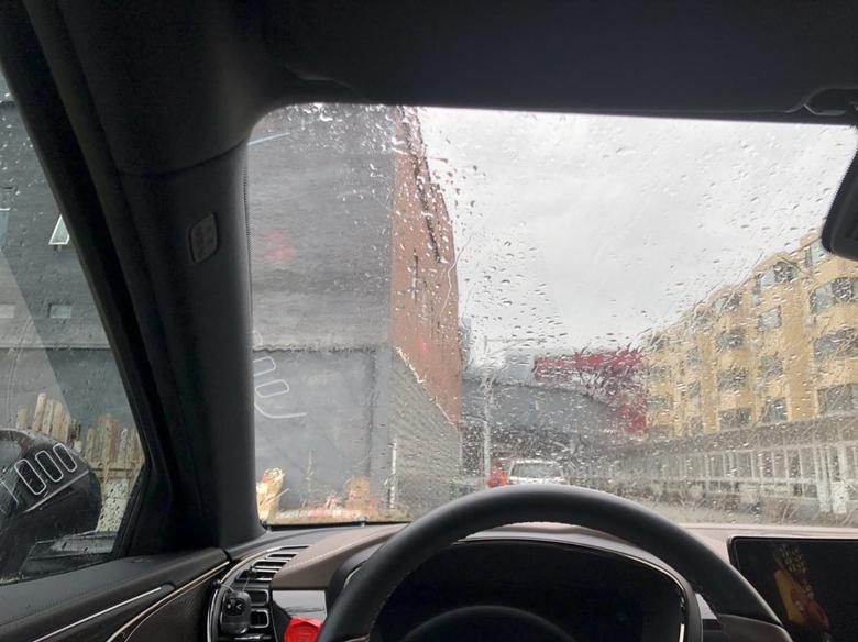 汉ev 早上起来洗的车，下午就下雨了，造孽啊这两天是因为天气冷的因素吗，能耗奇高，正常行驶到了16+kw的电耗已经行驶20000公里了，平均能耗15.7kw