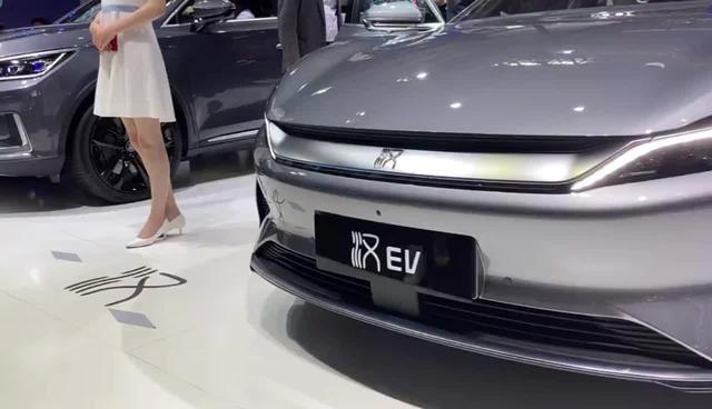 北京车展汉EV时光灰爱了爱了。
