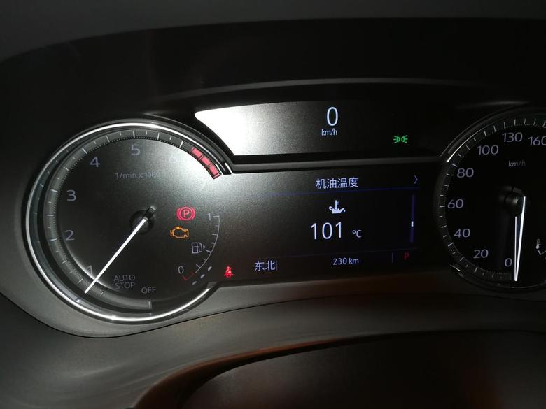 凯迪拉克xt4 才开200多公里，发动机故障灯亮了有哪位大神知道机油温度100多正常吗？