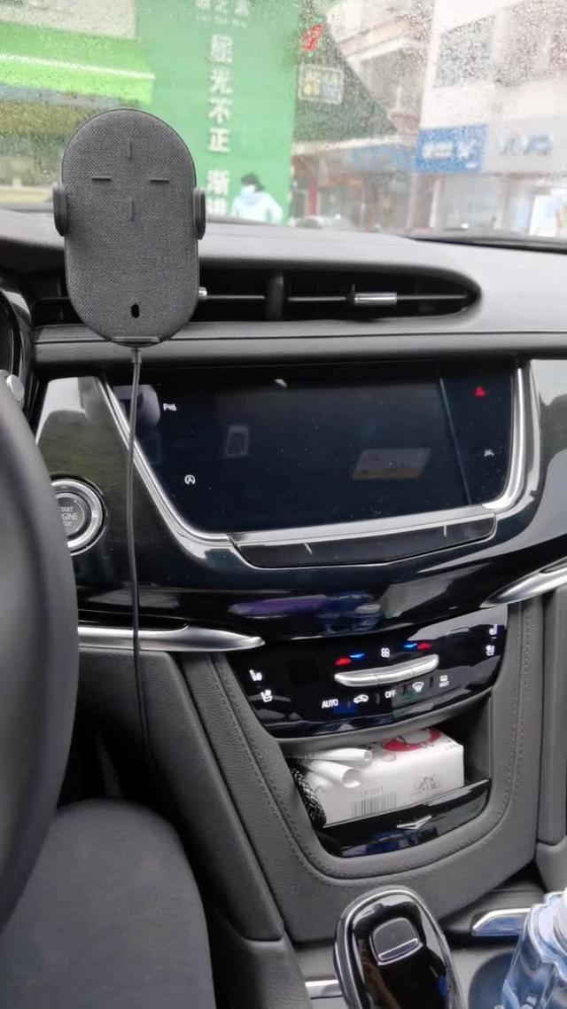 凯迪拉克xt6 发现一个隐藏的功能，车子熄火不用通电，如果长时间在车内坐着的话，它会定时启动换气功能。#汽车隐藏功能