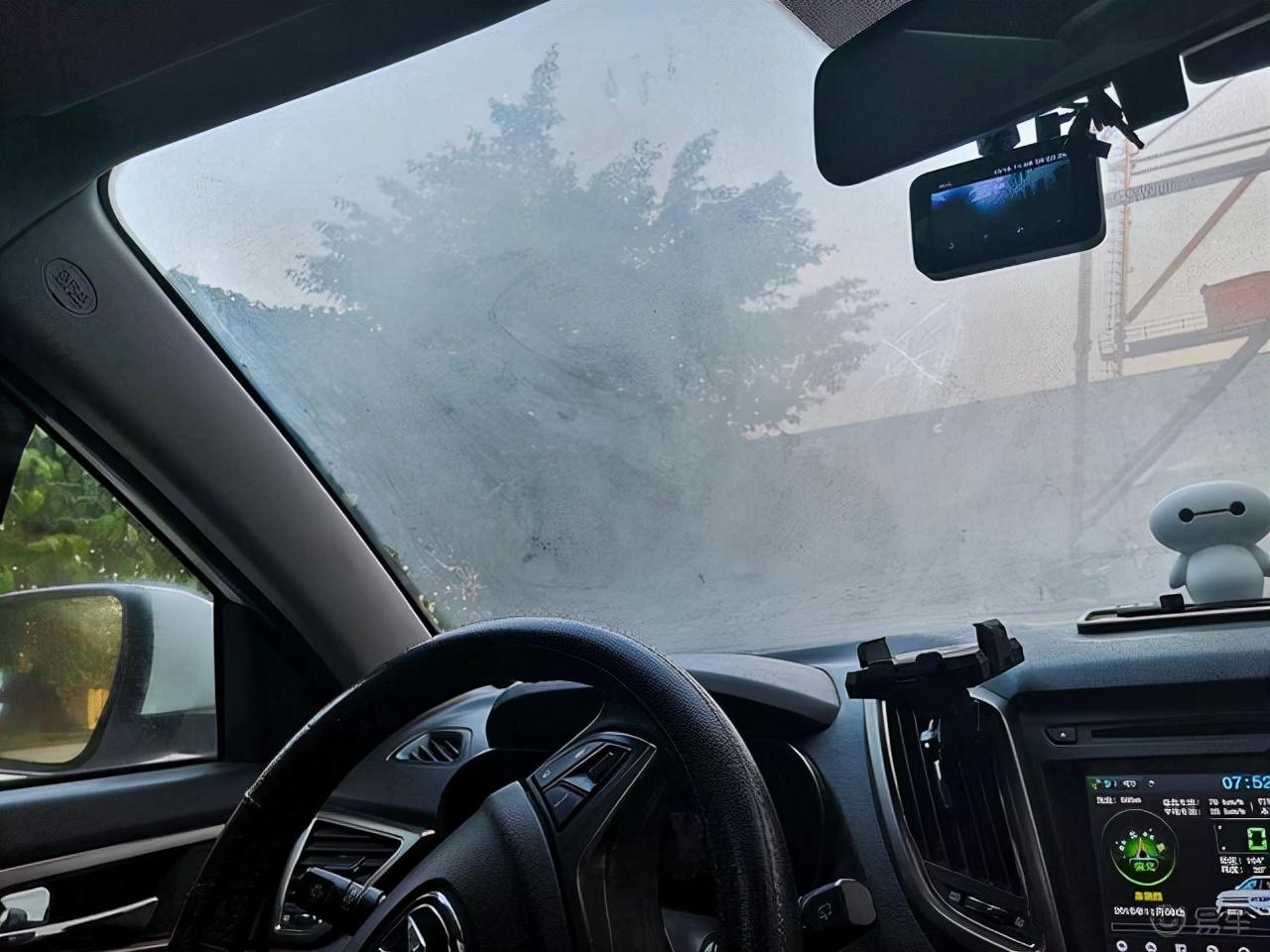 本田车外玻璃起雾怎么办啊